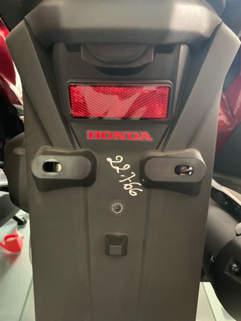 Tem Honda Đỏ Nền Đen Chính Hãng