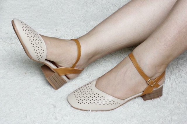 Nhập ngay mã giảm giá WBSTHANG7 để được giảm 15%- Sandal bít mũi chất mềm đẹp