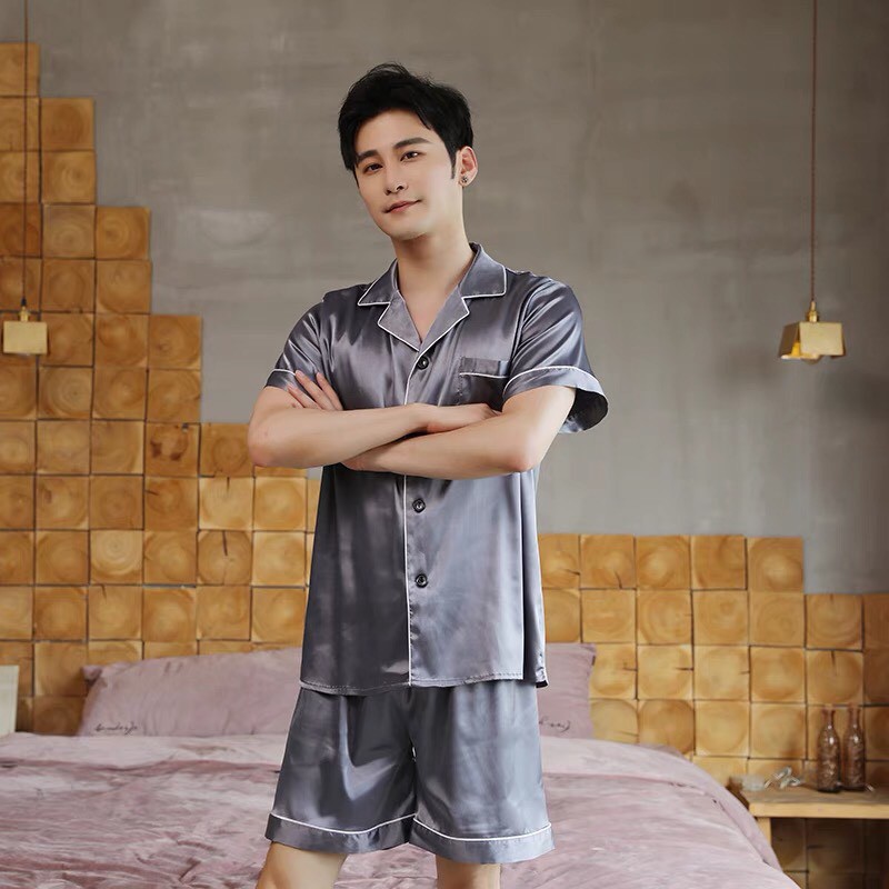 Đồ bộ pijama cộc tay nam họa tiết trơn - Đồ mặc nhà mùa hè chất liệu lụa phi bóng (Hàng có sẵn)