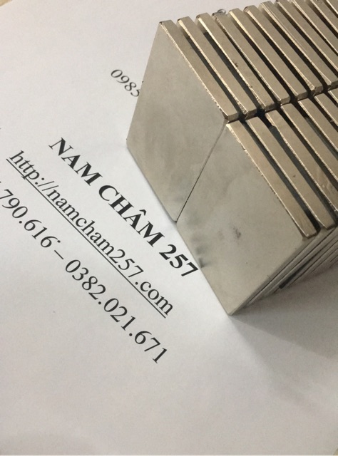 Nam châm viên khối 60x40x5mm, loại nam châm trắng đất hiếm siêu mạnh