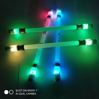 (BQ-19) Bút quay nghệ thuật đổi 7 màu led.