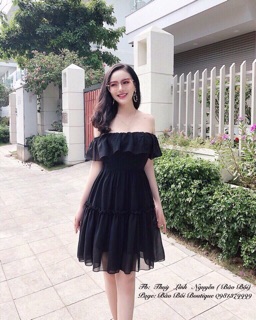 Đầm bèo xoè trễ vai