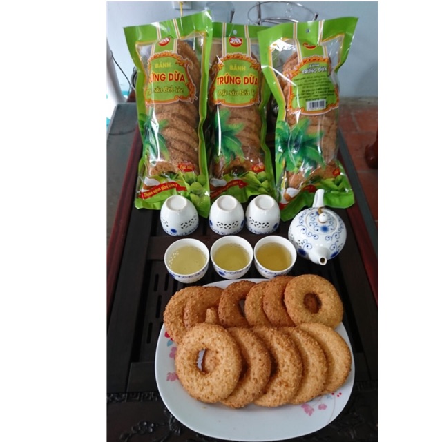 Bánh trứng dừa đặc biệt thơm ngon