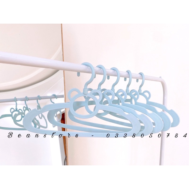 Set 5 móc quần áo hình gấu cho bé BabyHoov