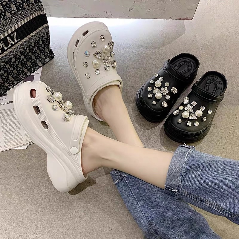 Dép sục cross đính đá hot