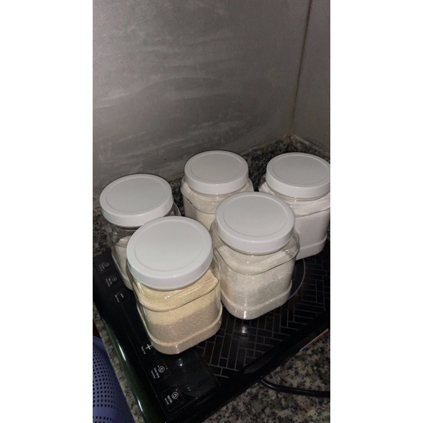 Set 12 hủ nhựa nắp trắng mã 045/028/036/017 Duy Tân