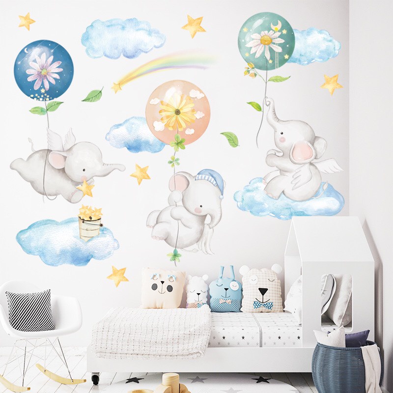 Decal trang trí tường - 3 thiên thần voi ôm bong bóng vui đùa