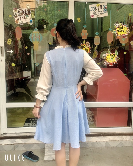 Đầm basic xoè caro phối tay trắng tiểu thư