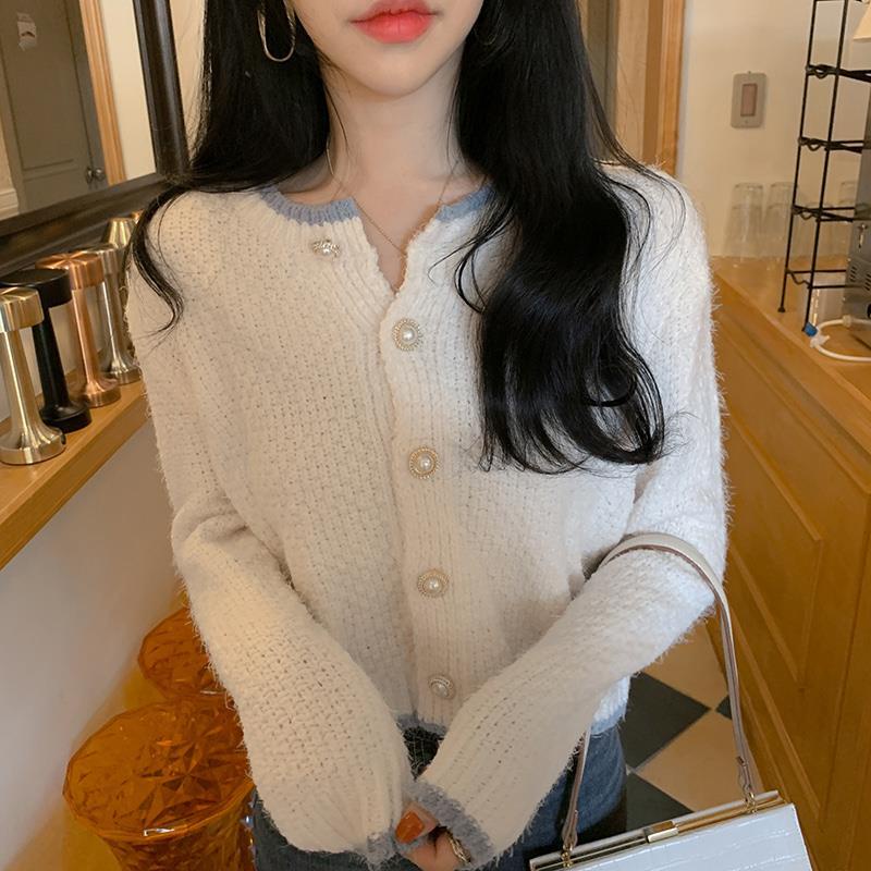 Áo Khoác Cardigan Dáng Rộng Phối Nút Ngọc Trai Thời Trang