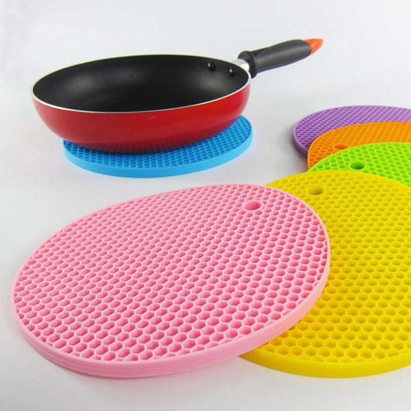 Miếng lót bàn chống trượt/chống thấm nước/chất liệu silicon