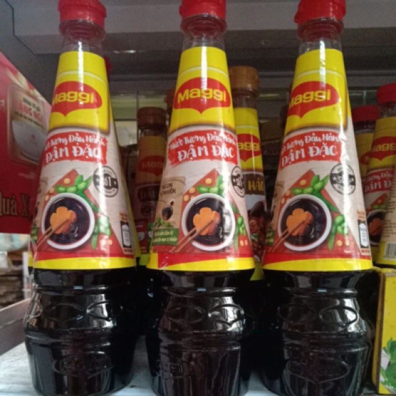 Nước tương đậu nành Maggi đậm đặc chai 700ml