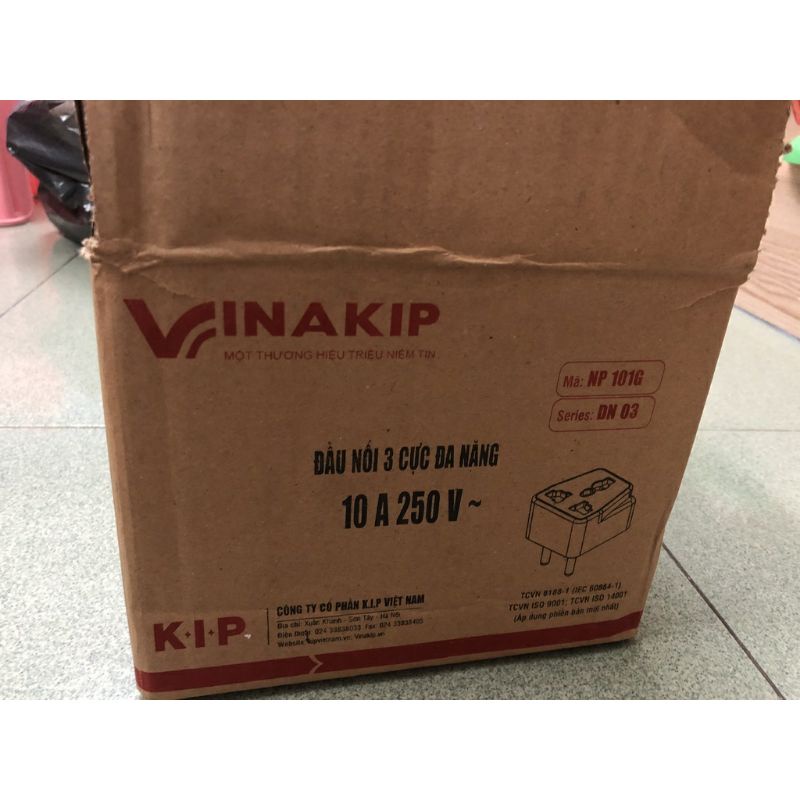 Đầu Nối 3 Chấu Sang 2 Chấu Vinakip Tiện Lợi