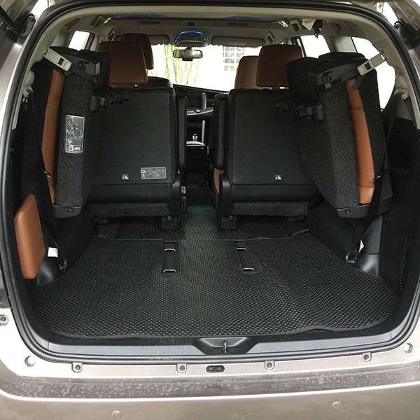 Thảm lót sàn ô tô cao cấp Kata (Backliners) cho Toyota Fortuner | BigBuy360 - bigbuy360.vn