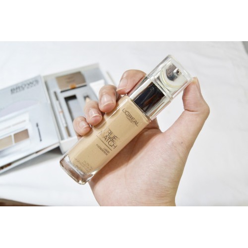 Kem nền Loreal Paris True match Liquid Foundation