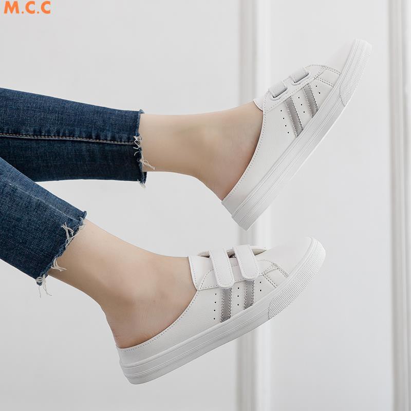Giày thể thao thiết kế đế bằng hở gót phong cách trẻ trung cho nữ | BigBuy360 - bigbuy360.vn