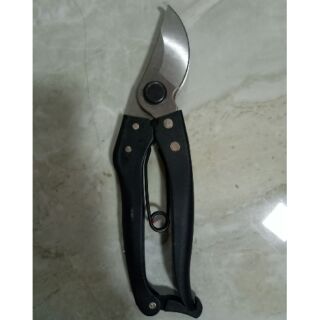 Kéo cắt cành barker mũi cong c3168