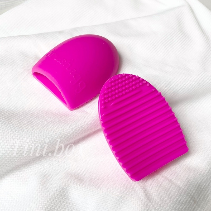 Trứng giặt cọ silicon