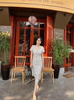 Đầm hoa cổ U