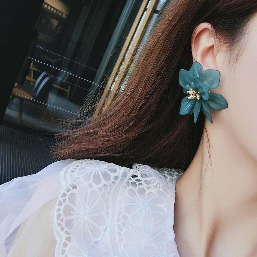 LILYES 1 Cặp Bông Tai Nhựa Acrylic Hình Bông Hoa Lớn Màu Sắc Xanh Lá / Trắng / Cam Xinh Xắn Thời Trang Cho Nữ