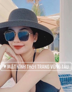 KÍNH VUÔNG D.I.O.R