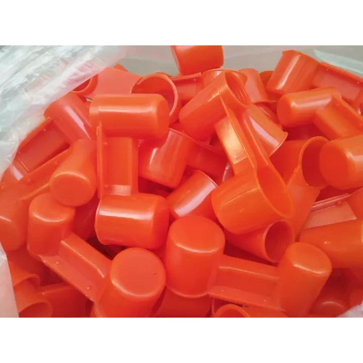Nút chai uống nước cho gà chọi, chim
