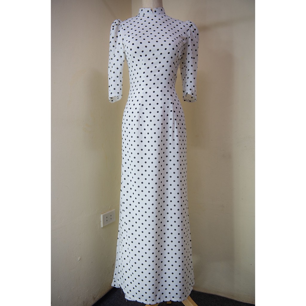 Áo dài chấm bi vai bồng