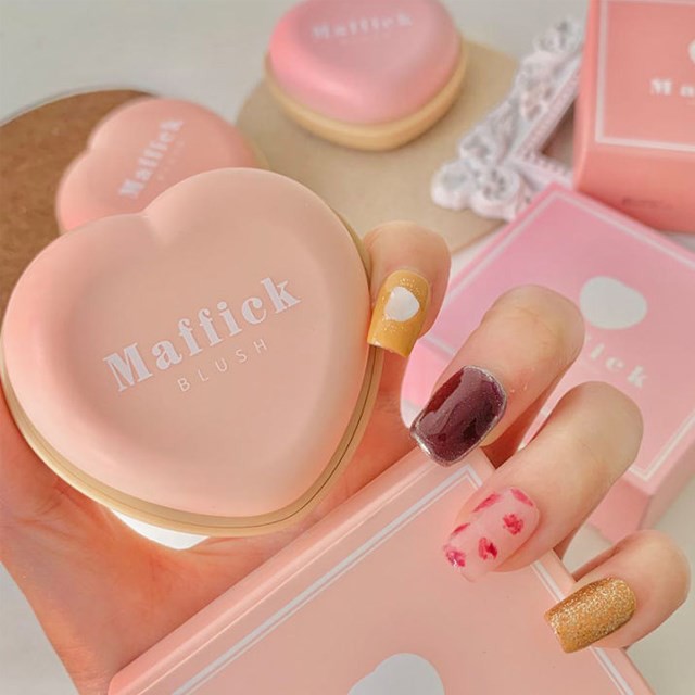 Má hồng maffick lovee cookie blush