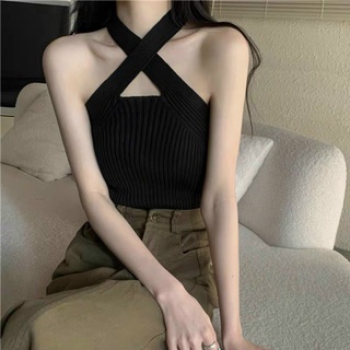 Áo len tăm cổ yếm nữ hot trend