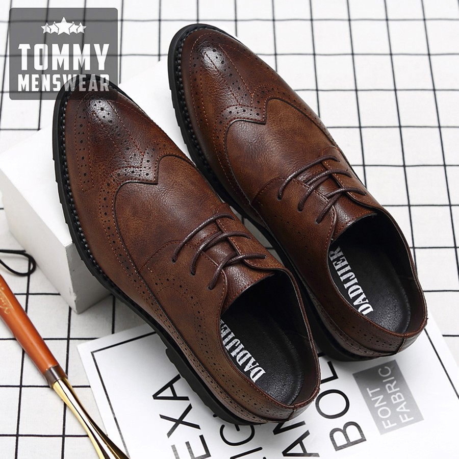 Giày Tây Nam - TẶNG TẤT - Giày Nam Da Cổ Thấp Quyến Rũ Men Lỳ GD54 | BigBuy360 - bigbuy360.vn