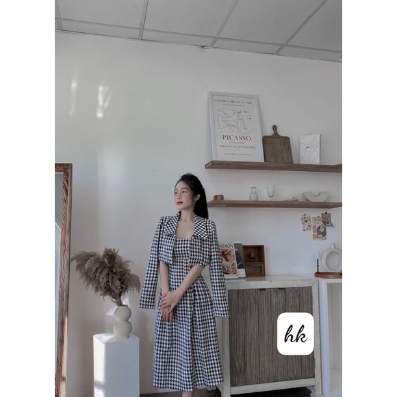 Set dạ váy kèm áo choàng croptop, Set váy nữ, Set dạ 2 dây, Set dạ, Chất vải loại 1 có kim tuyến - December Fashion | BigBuy360 - bigbuy360.vn