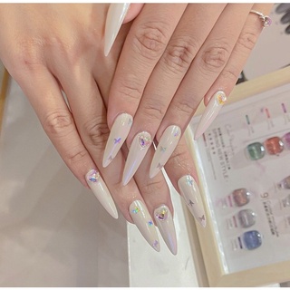 Nailbox móng úp tiểu thư sang chảnh