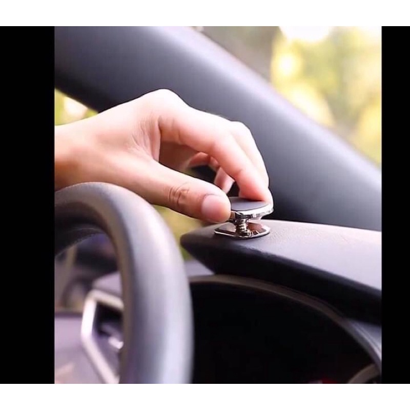 Giá đỡ điện thoại chân xoay hít nam châm xe ô tô | BigBuy360 - bigbuy360.vn