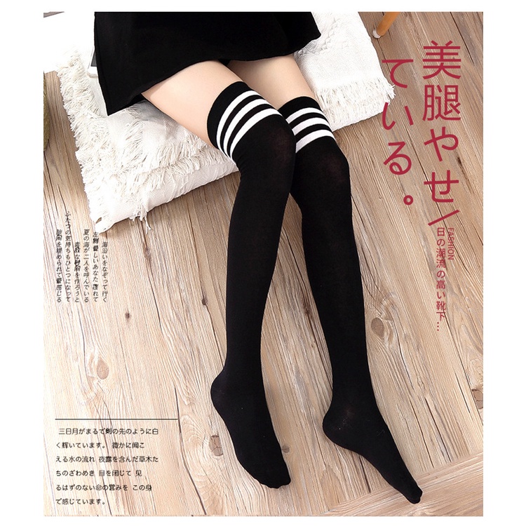 Tất Nữ Dài Trên Gối Kẻ Sọc Trắng Đen Gợi Cảm