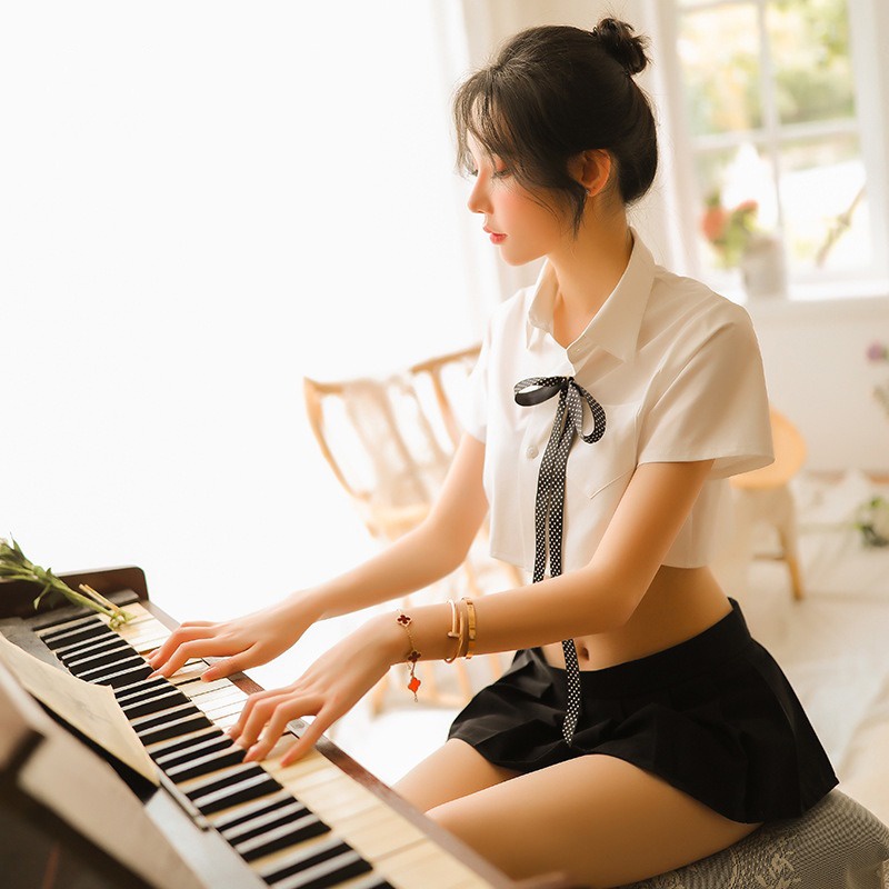 Đồ ngủ sexy nữ cosplay nàng học sinh váy đen áo croptop trắng thắt nơ gợi cảm monly385 | BigBuy360 - bigbuy360.vn