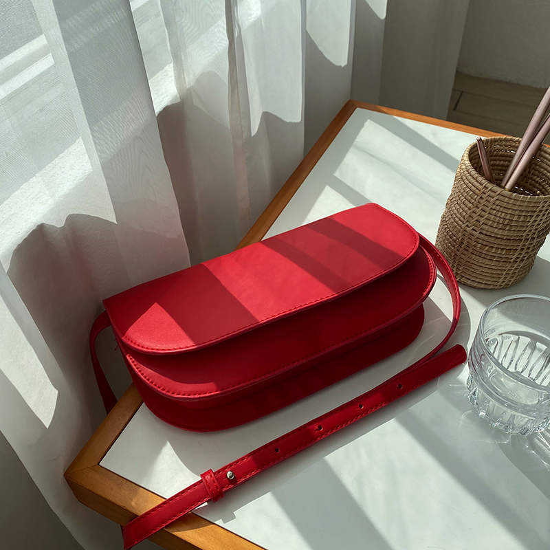 Túi Da Đeo Chéo Thời Trang Dành Cho Nữ