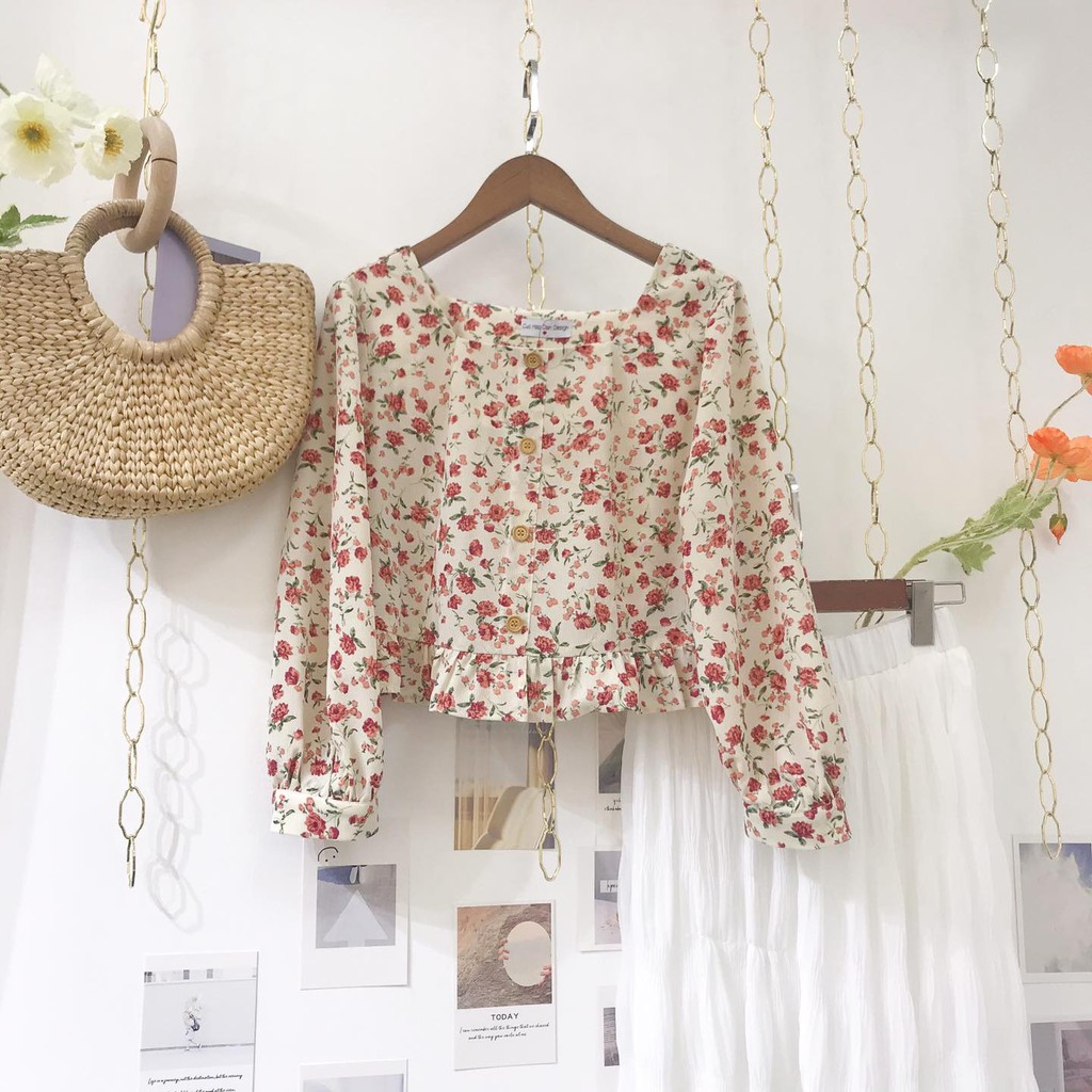 ÁO croptop cổ vuông hè 2021 hoa nhí | BigBuy360 - bigbuy360.vn