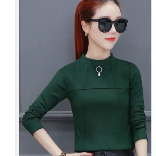 Áo thun nữ tay dài đính phụ kiện