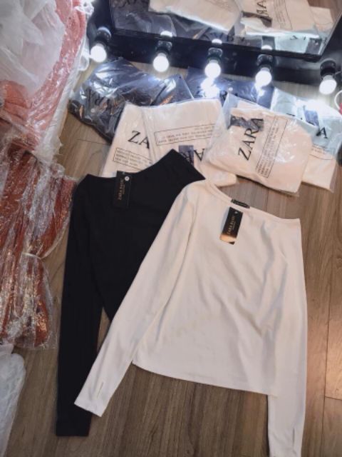 [Mã FAMAYWA giảm 10K đơn 50K] ÁO LỆCH VAI TAY DÀI XỎ NGÓN | BigBuy360 - bigbuy360.vn