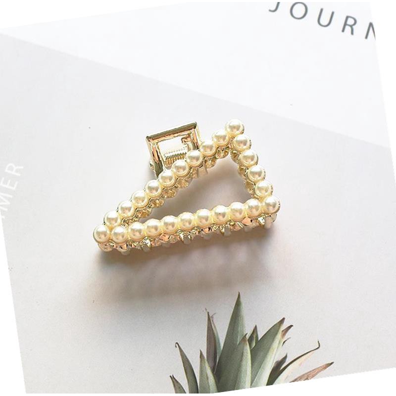 Kẹp tóc đính ngọc trai và kim cương nhân tạo phong cách Hàn Quốc