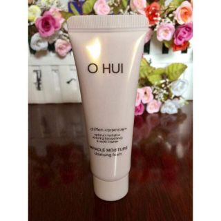 [Date 2027] Sữa Rửa Mặt Ohui Miracle Moisture 40ml