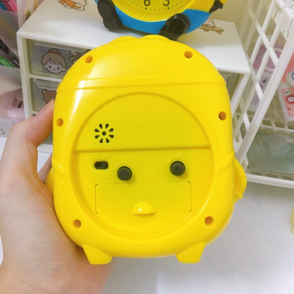 Đồng hồ báo thức Minion để bàn trang trí cute cực xinh Tezy -  8377