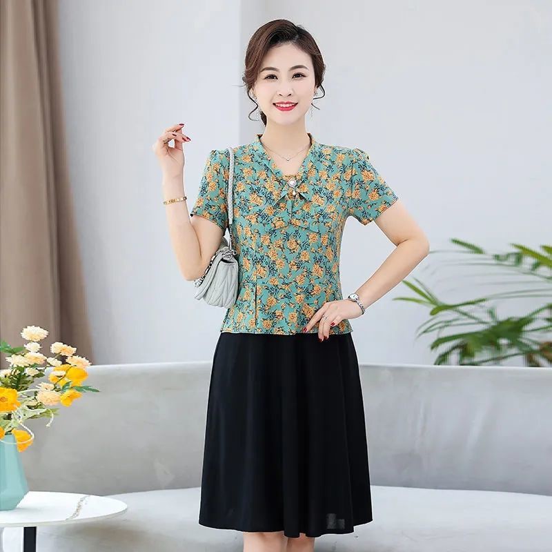 Mẹ trung niên và người già váy hè, đầm, chữ A mới 40-50 tuổi