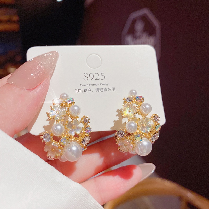 Khuyên Tai Hình Bông Hoa Đính Hạt Ngọc Trai Thời Trang Cho Nữ