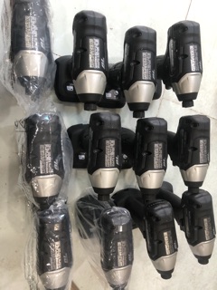 Bắn vit Makita xdt 18