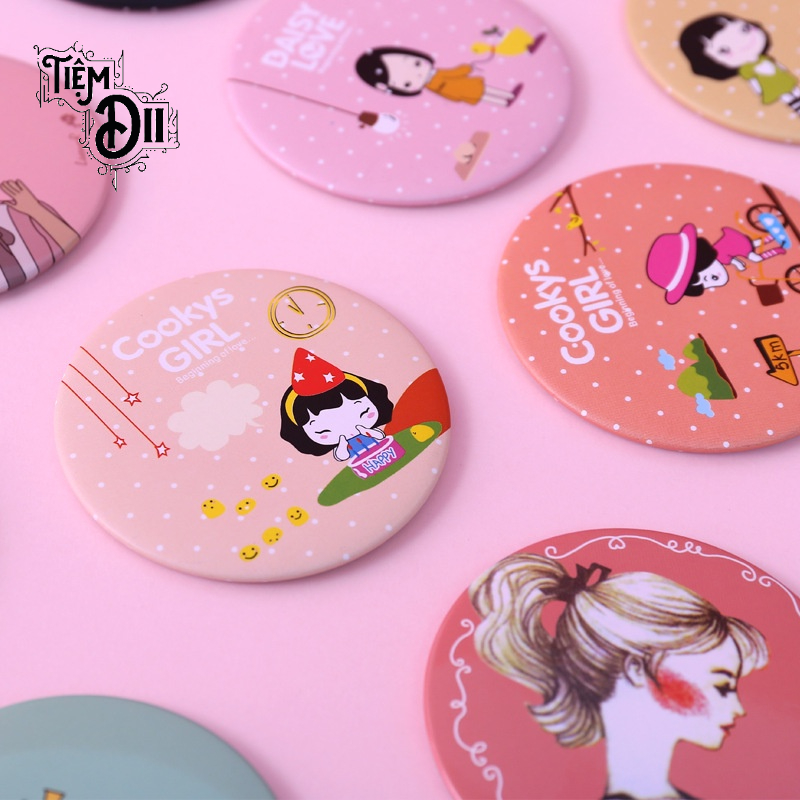 Gương Trang Điểm Mini Quà Tặng Bạn Gái Gương Cầm Tay Viền Kim Loại Nhỏ Gọn Mang Theo Khi Ra Ngoài Cho Mọi Bạn Gái