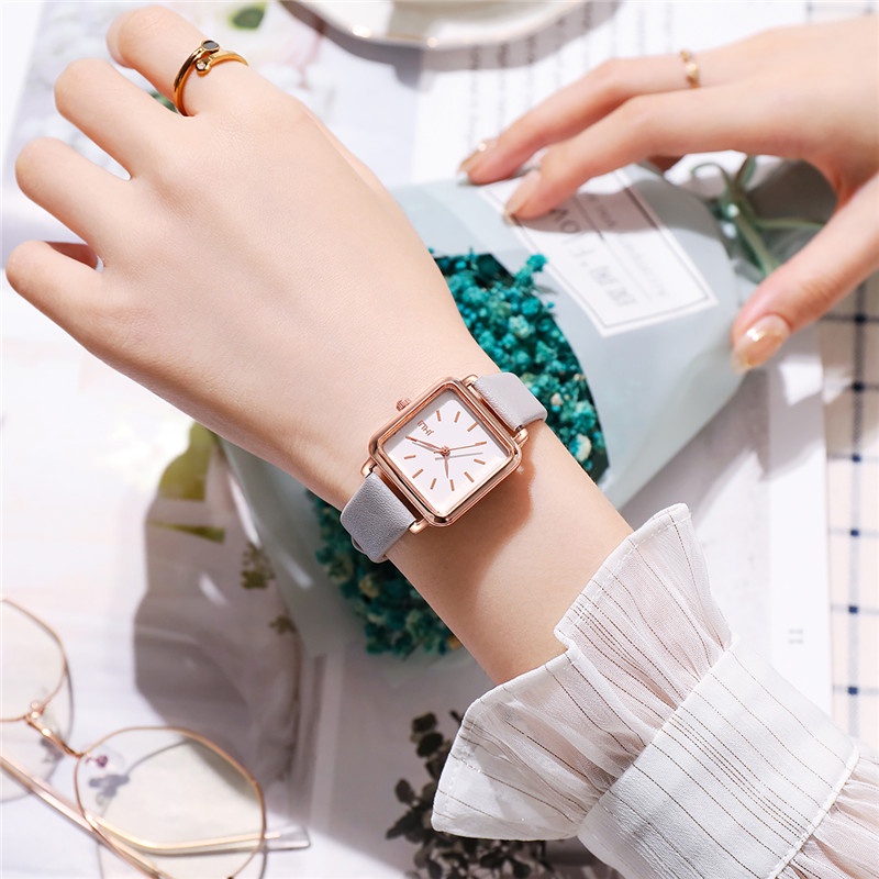 Đồng Hồ Quartz Nữ Mặt Vuông Dây Da Thời Trang