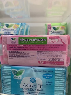 Băng vệ sinh Laurier Active Fit Quick Dry & Fresh