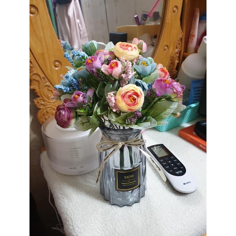Lọ hoa decor thắt nơ xinh lung linh