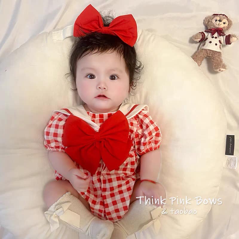 Váy kẻ đỏ+ bờm_