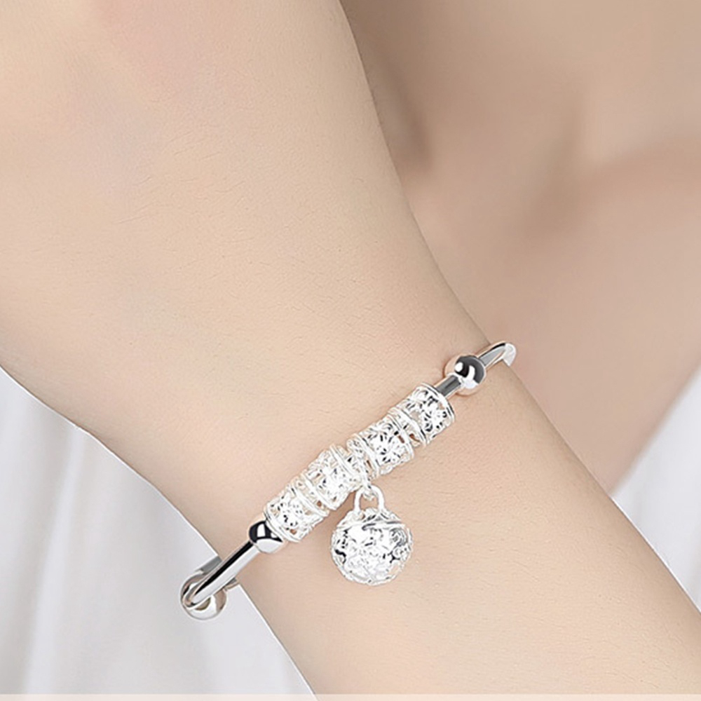 Thời Trang MAX|(MớI) Vòng Tay Mạ BạC ĐíNh Chuông Thanh LịCh